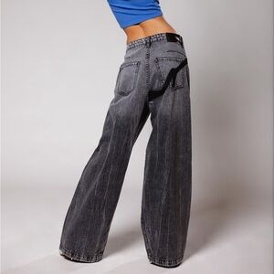 Revice NWT Empire Jean Abyss